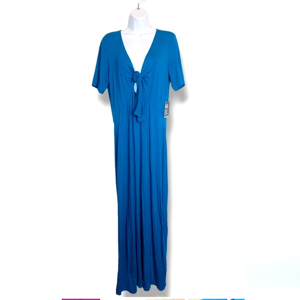 NWT Express Women’s Maxi Stretch Dress.  Large/Blue